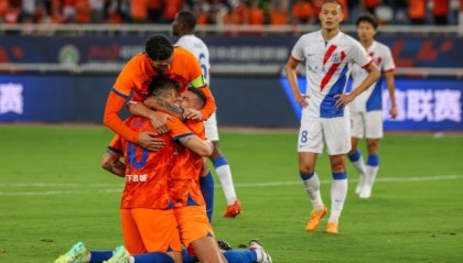 开云直播官网-申花遭遇本赛季最惨失利 三闷棍让久事升级外援？